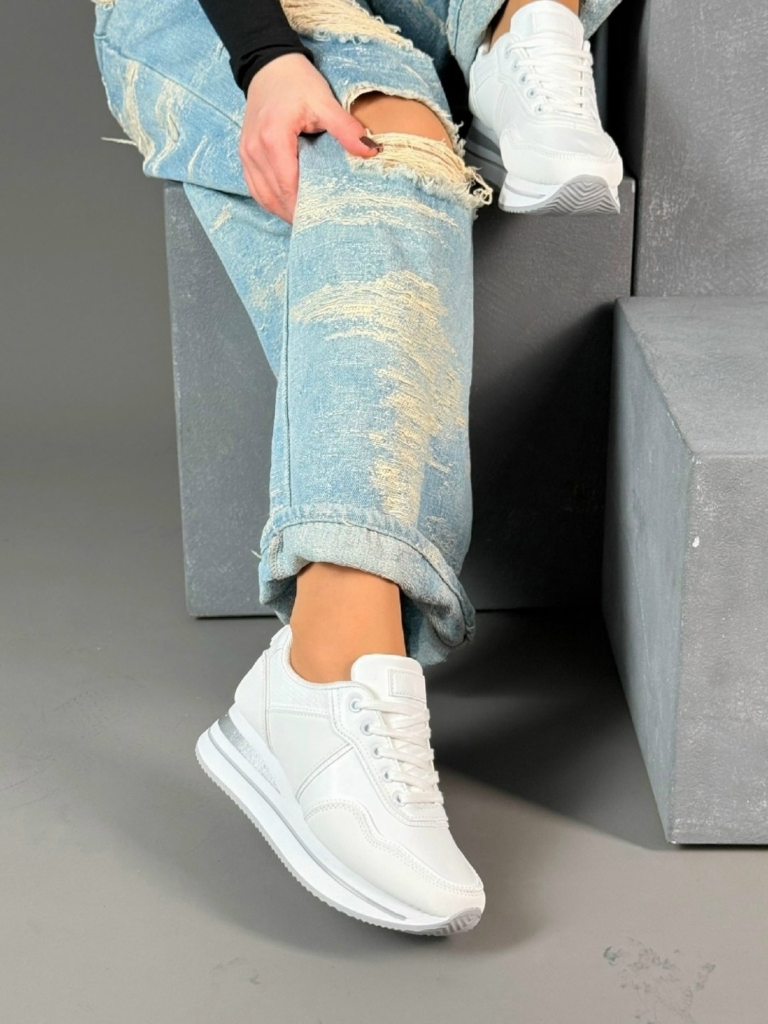 кроссовки женские,,кроссовки женские белые,белые кроссовки,кроссовки модные