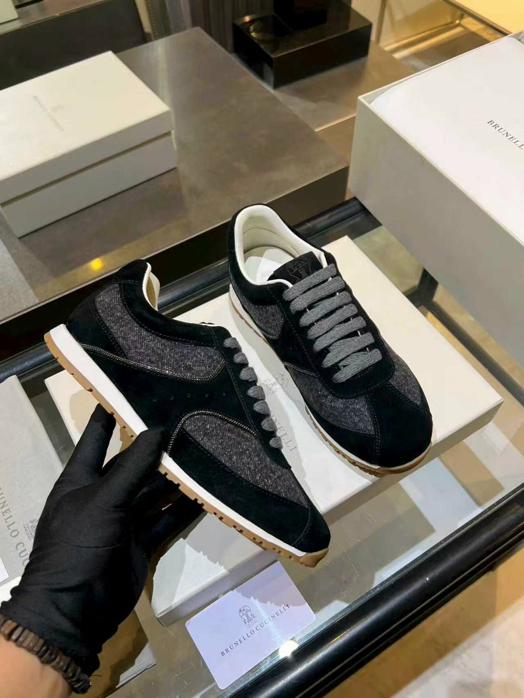 замшевые кроссовки brunello cucinelli,кроссовки мужские brunello cucinelli,кроссовки brunello cucinelli,замшевые кроссовки,