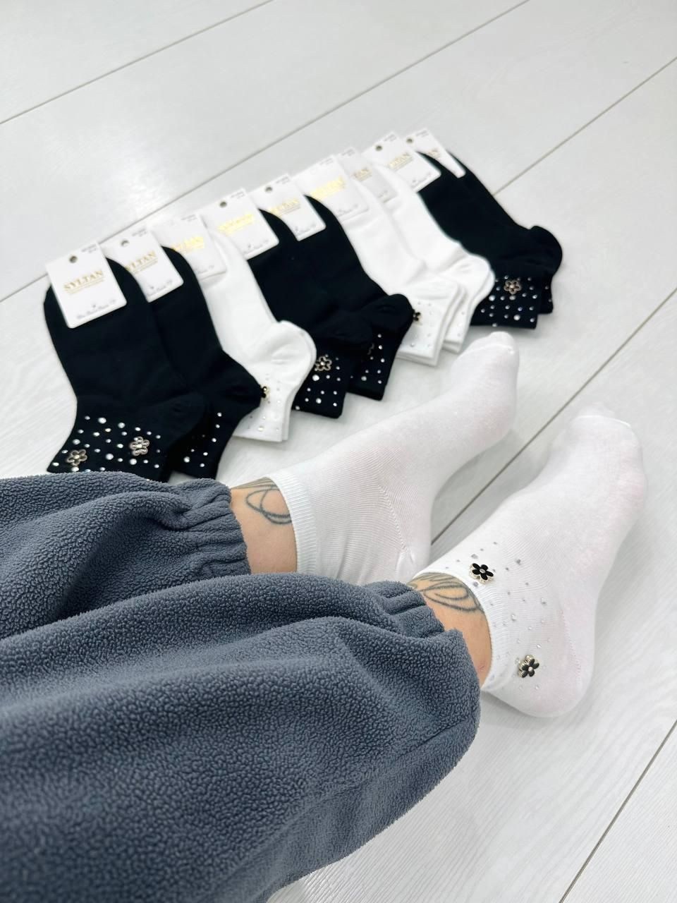 носки женские со стразами 5 пар бакуля 325148688,носки женские нарядные со стразами,носки женские со стразами 5 пар бакуля,носки женские со стразами 2 пары бакуля 324563202,носки со стразами