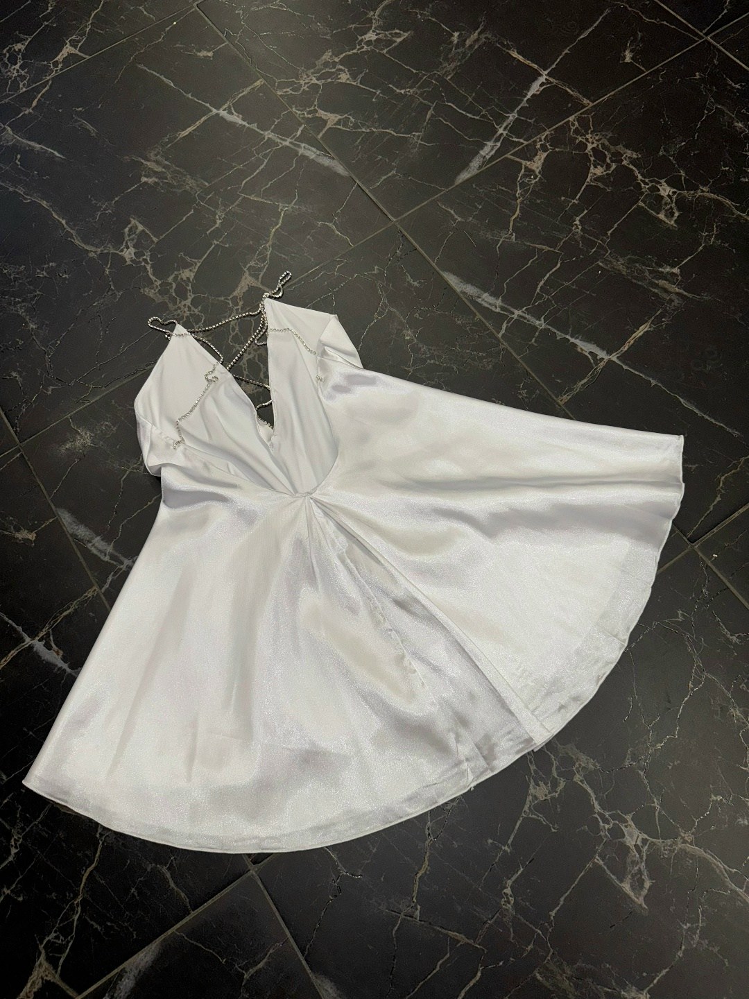 нарядное платье,короткие платье,мини платье,платье стильное,девушка