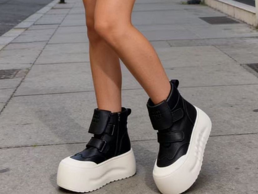 , на платформе,ботинки на платформе,высокие ботинки на платформе,женские ботинки на платформе