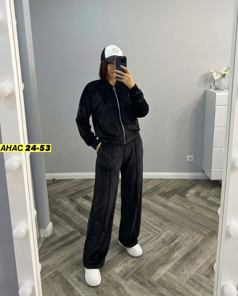 женский велюровый костюм,костюм велюровый спортивный,костюм велюровый,велюровый спортивный костюм женский,костюм велюр