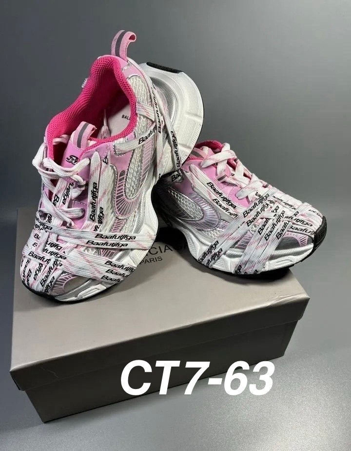 кроссовки женские balenciaga,кроссовки 3xl sneaker массивные на шнуровке balenciaga,новая коллекция баленсиага 2025 кроссовки,кроссовки balenciaga,кроссовки женские balenciaga 3xl sneaker premium