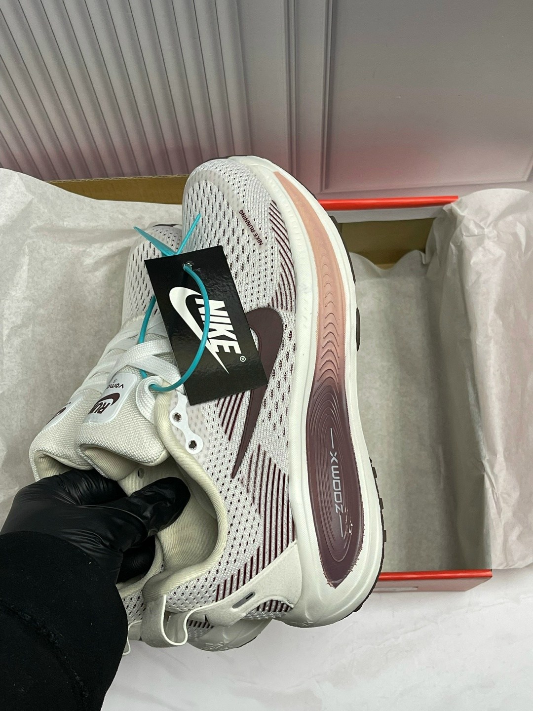 кроссовки,кроссовки nike,кроссовки мужские женские,спортивная ,кроссовки женскиe