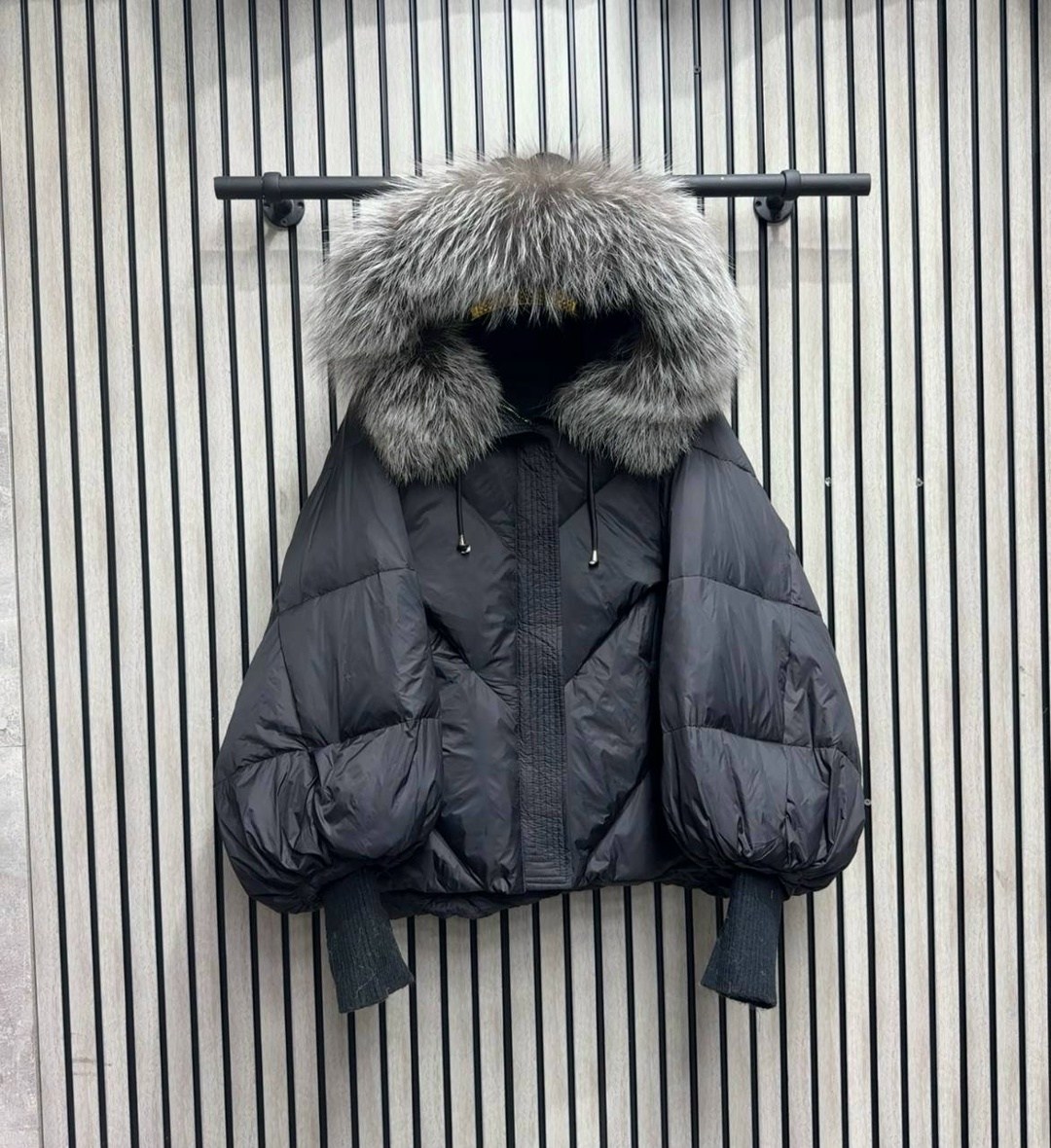 пуховик женский,куртка женская,женский пуховик с натуральным мехом,куртка с мехом,короткий пуховик женский