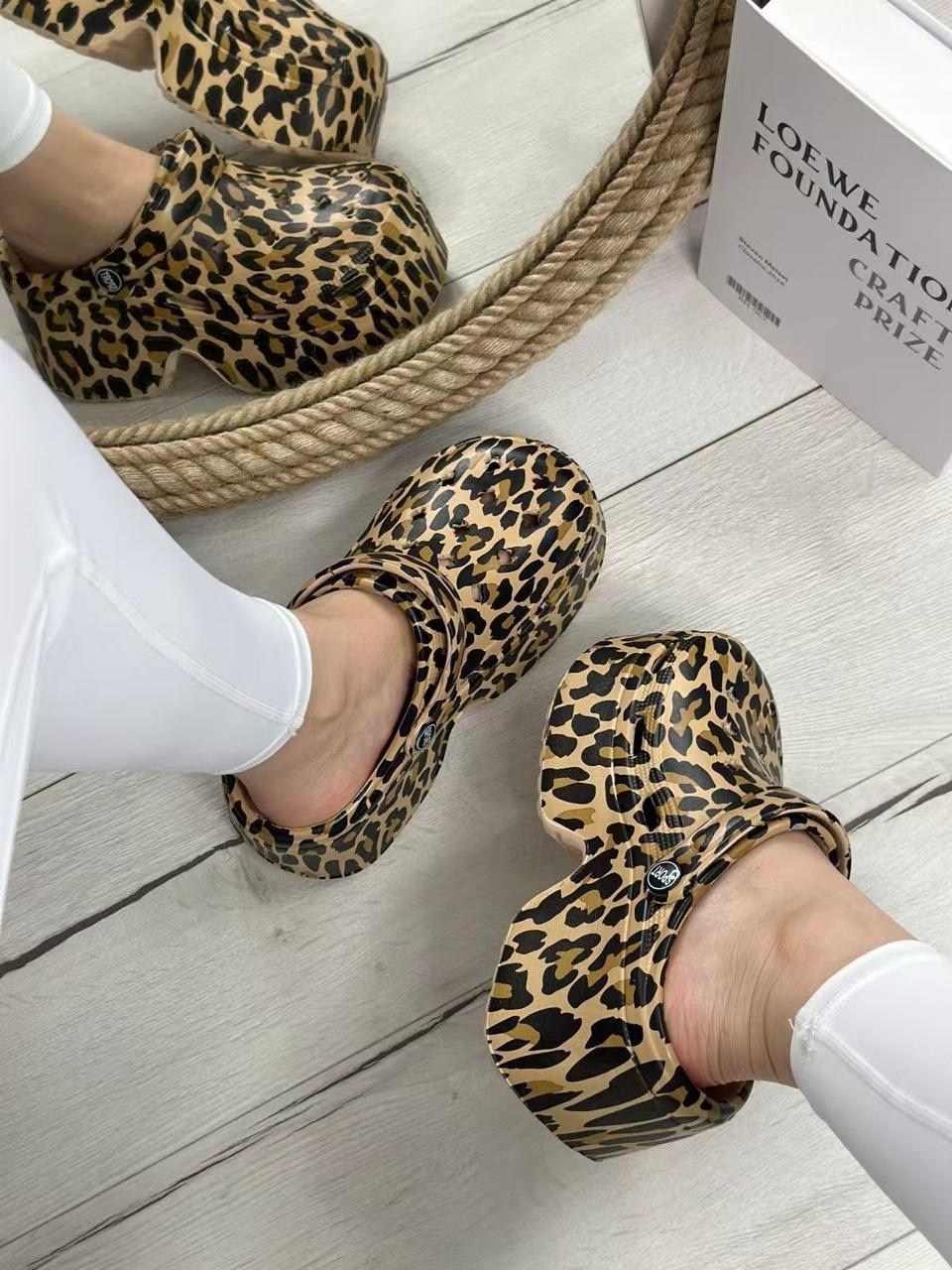,леопардовые крокс,туфли леопардовые,леопардовые балетки эконика,леопардовые кроксы