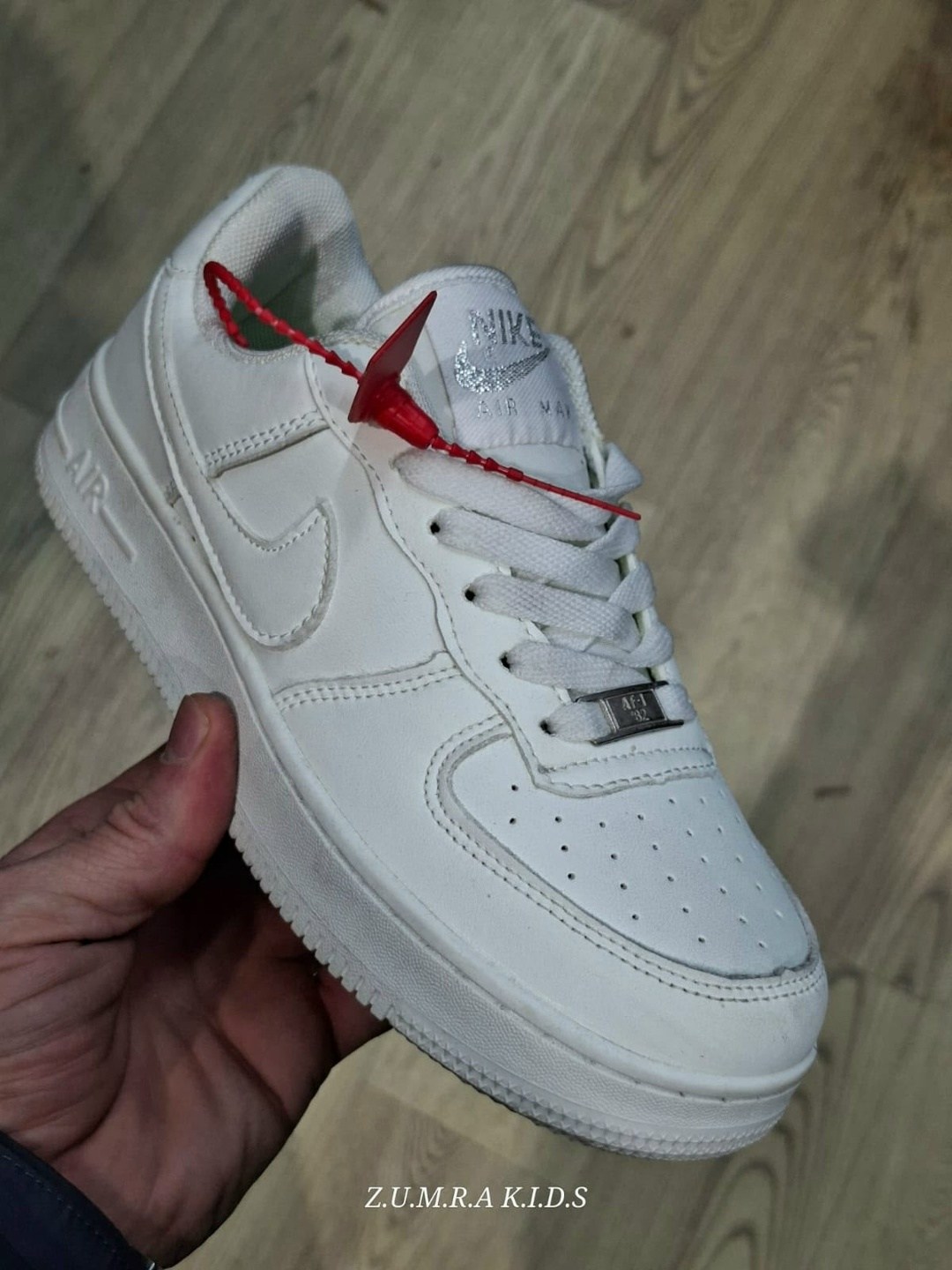 nike air force 1 cdg x supreme,supreme x cdg x nike air force 1 low sneakers,supreme x cdg x nike air force 1,кроссовки nike air force 1 supreme,кроссовки supreme x cdg nike air force 1