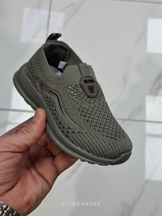 ,кроссовки мальчику,спортивный ,летние кроссовки,кроссовка