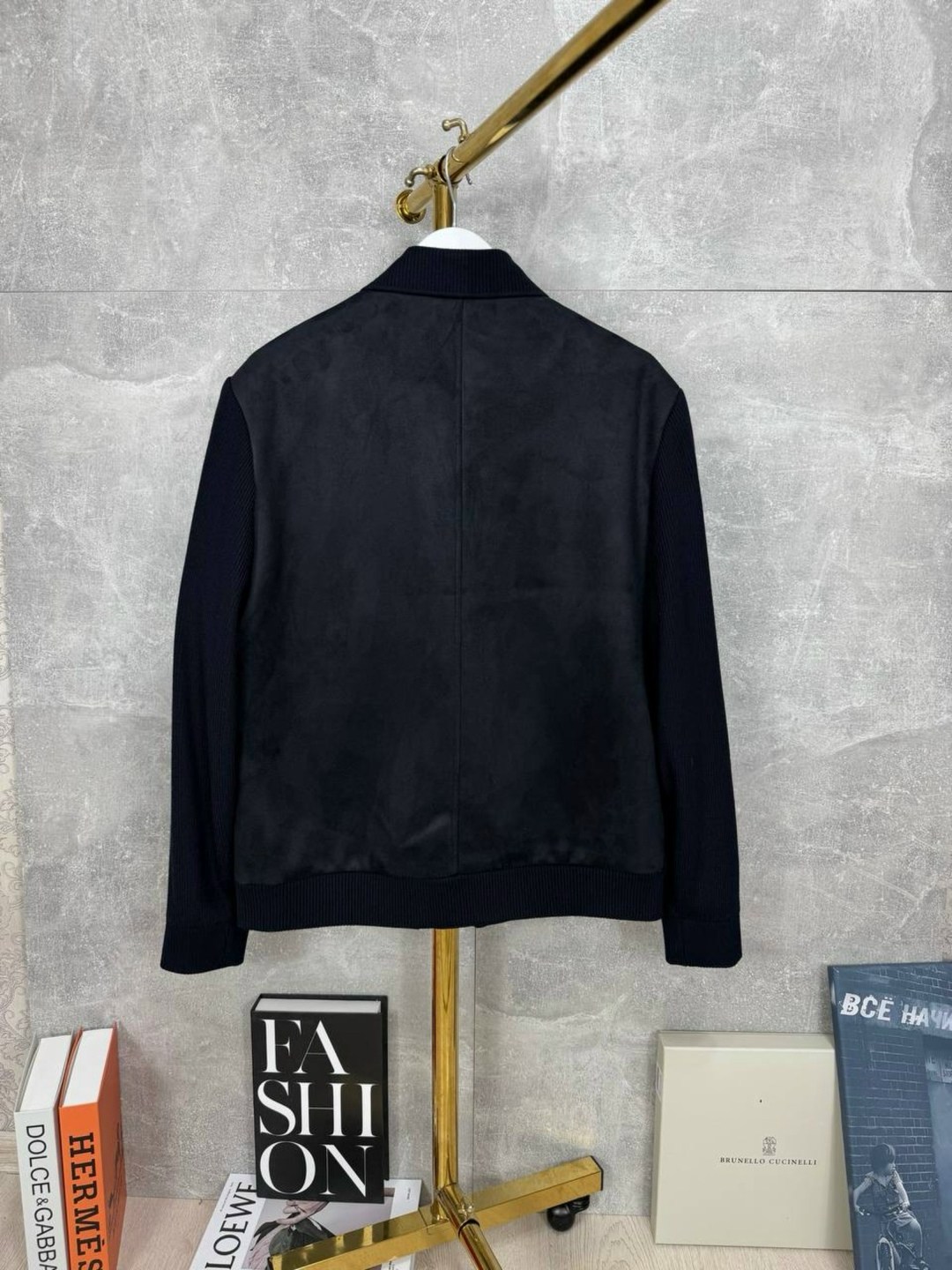 замшевая куртка,куртка бомбер,бомбер замшевый,замшевая мужская куртка,кожаная куртка