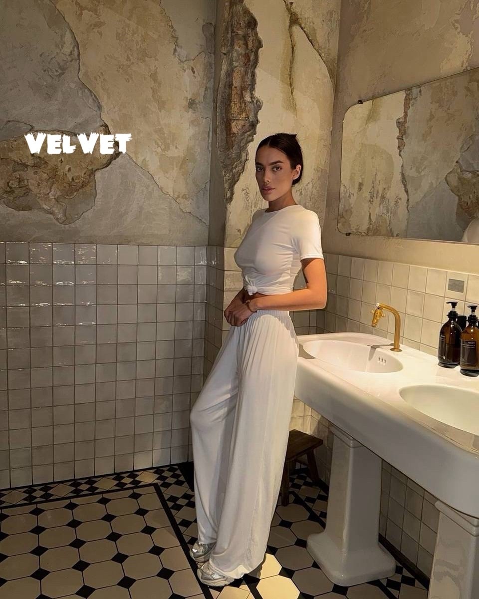 костюм с кроп топом,костюм женский,велюровый костюм,женский костюм трикотажный,костюм коричневый