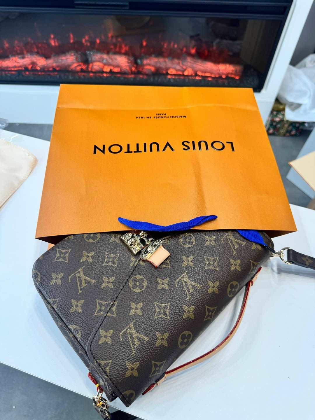 сумка женская louis vuitton,сумка louis vuitton,louis vuitton сумка на плечо,сумка louis vuitton pochette metis,сумка луи виттон