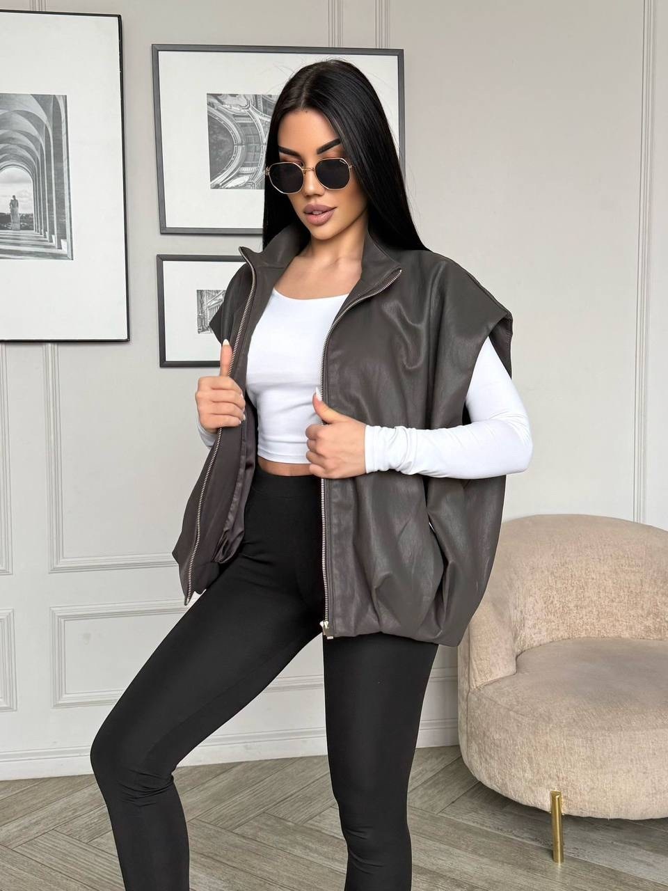жилет из экокожи,жилет из экокожи женский,кожаная жилетка,кожаный жилет,жилетка женская