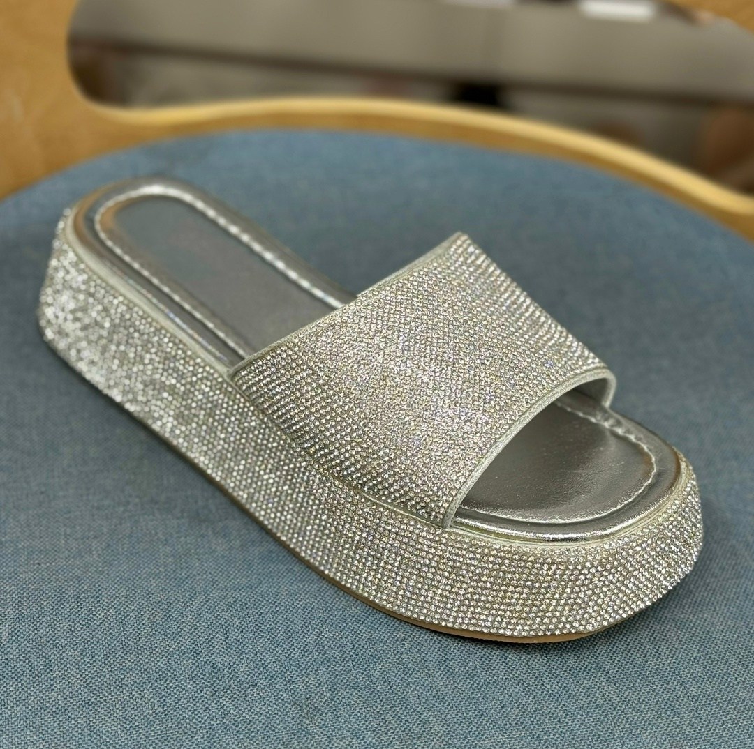,шлёпанцы женские,шлепанцы со стразами,шлепки женские,блестящие шлепанцы