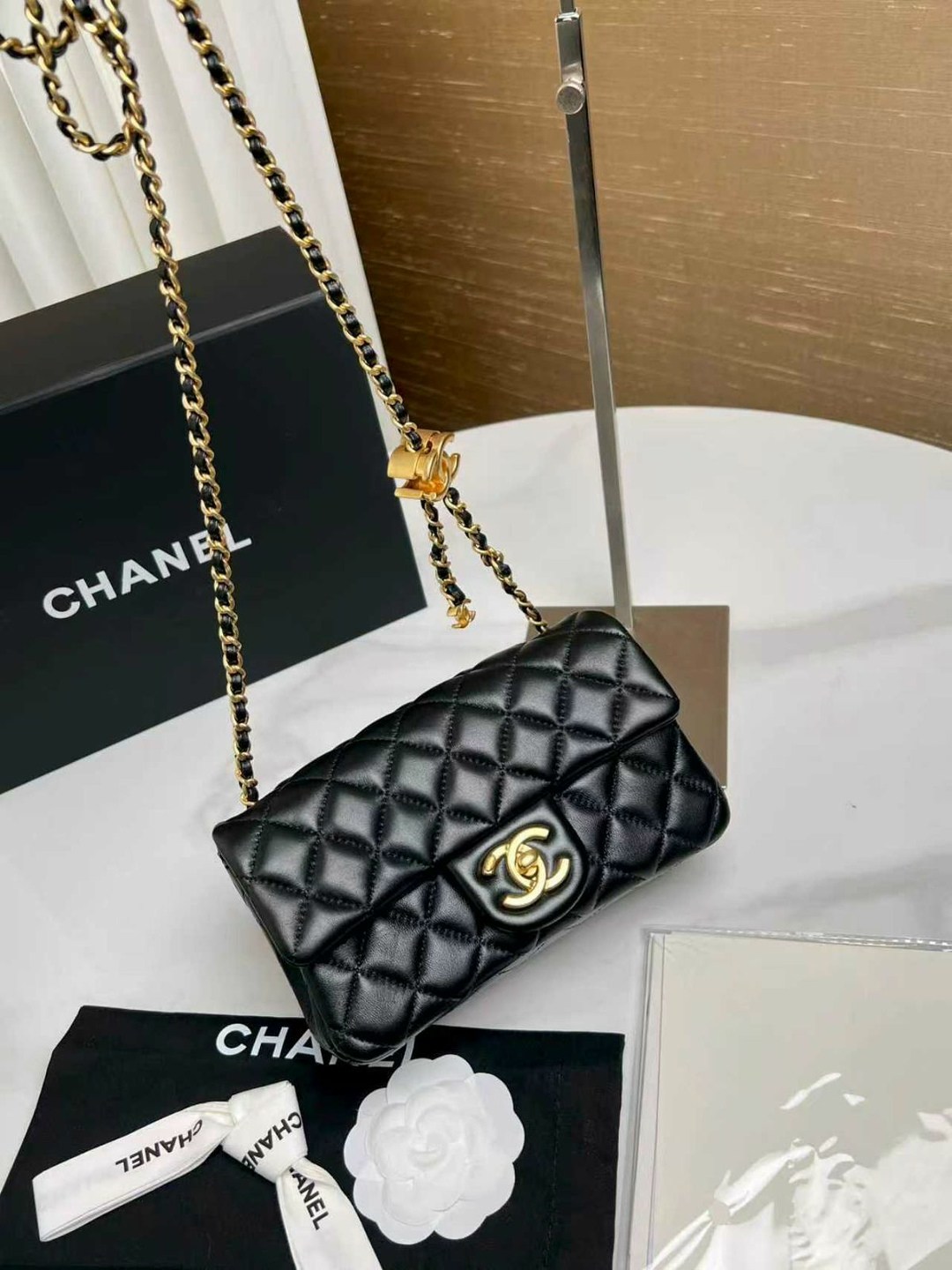 сумка chanel,chanel сумка на плечо,сумка шанель,сумка на цепочке стиль шанель 19*12 см,chanel сумка женская