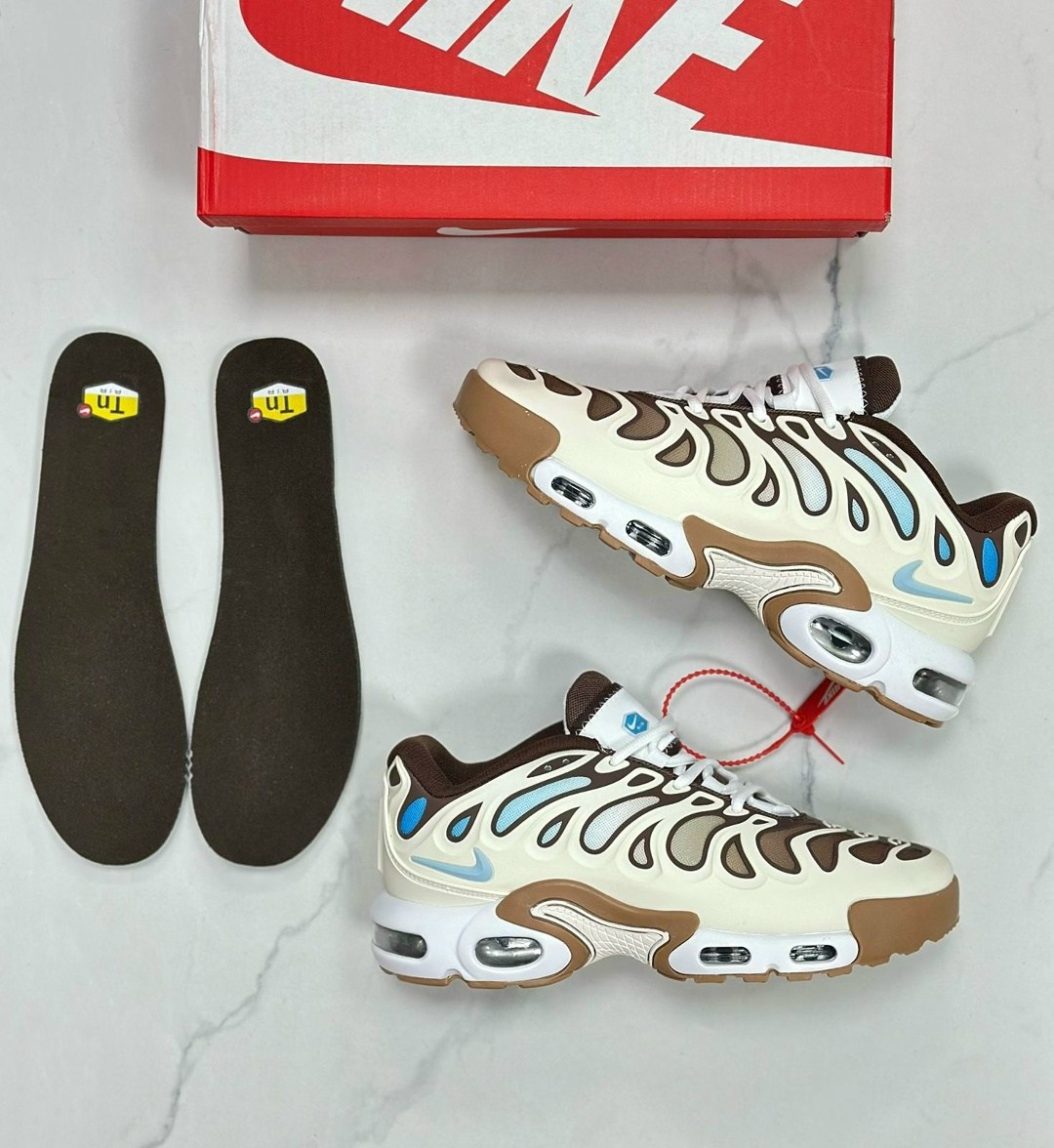 кроссовки nike air max plus tn,кроссовки nike air max plus,кроссовки мужские nike air max plus,кроссовки мужские nike air max tn plus,nike air max plus tn black