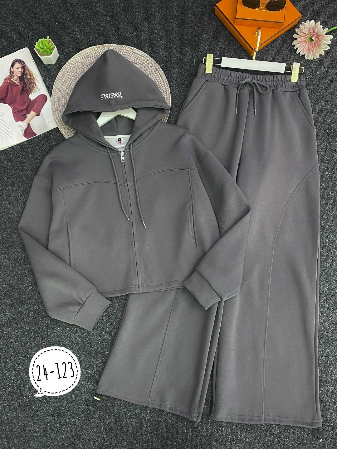 костюм спортивный,стильные костюмы,костюм двойка,женские костюмы,костюм спортивный женский