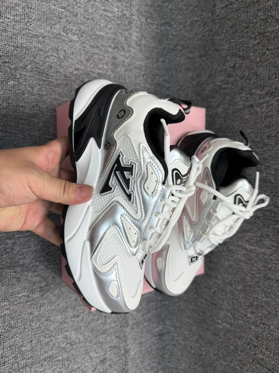 кроссовки женскиe,повседневные кроссовки,массивные кроссовки,оригинальные кроссовки,кроссовки