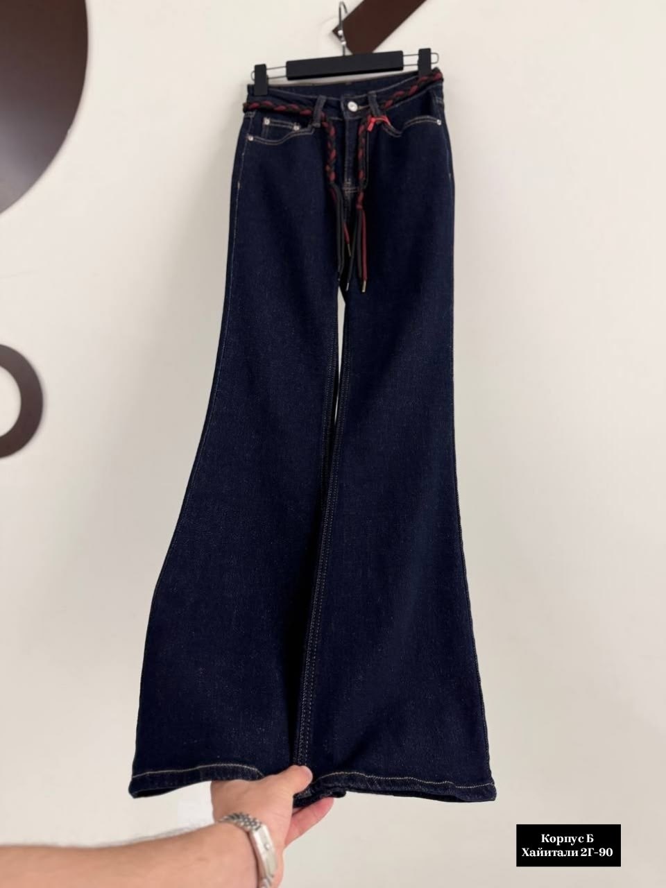 женские джинсы,одежда джинсы,джинсы расклешенные,джинсы джинсы,женские джинсы клеш