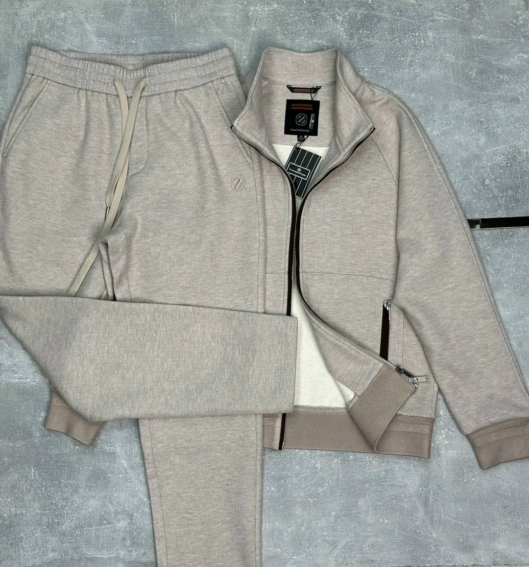 костюм спортивный loro piana,бежевый спортивный костюм brioni,костюм спортивный brunello cucinelli,спортивный костюм loro piana bm46153621977,мужские спортивные костюмы