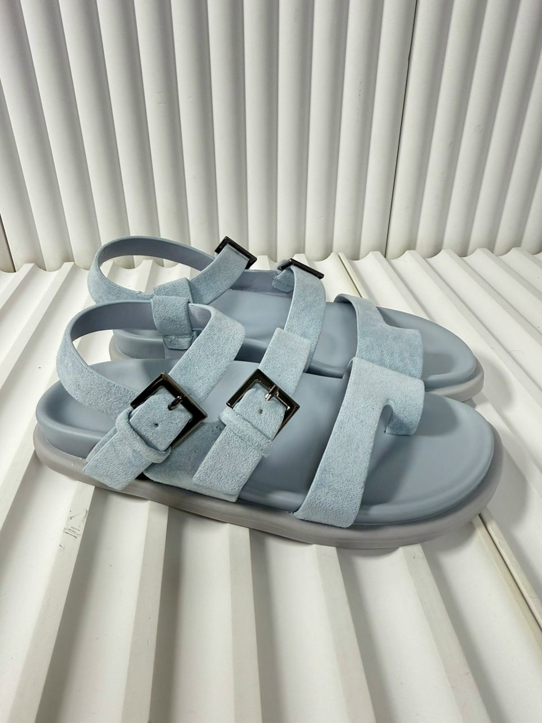 ,сандалии модные,сандалии,женские сандалии,сандали