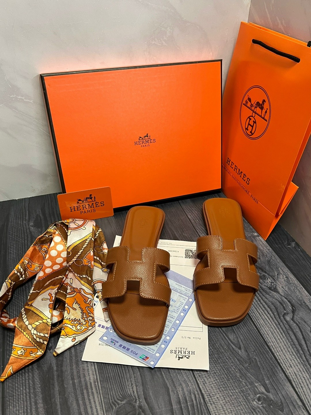 женские шлепки hermes,шлепанцы hermes,шлепки hermes,сандали hermes,шлепки эрмес