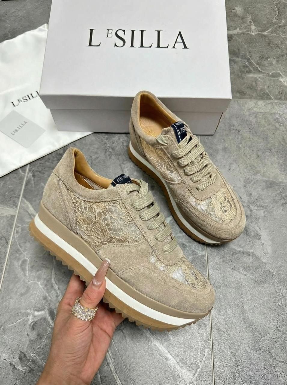 ,кроссовки женскиe,замшевые кроссовки,женская ,обуви