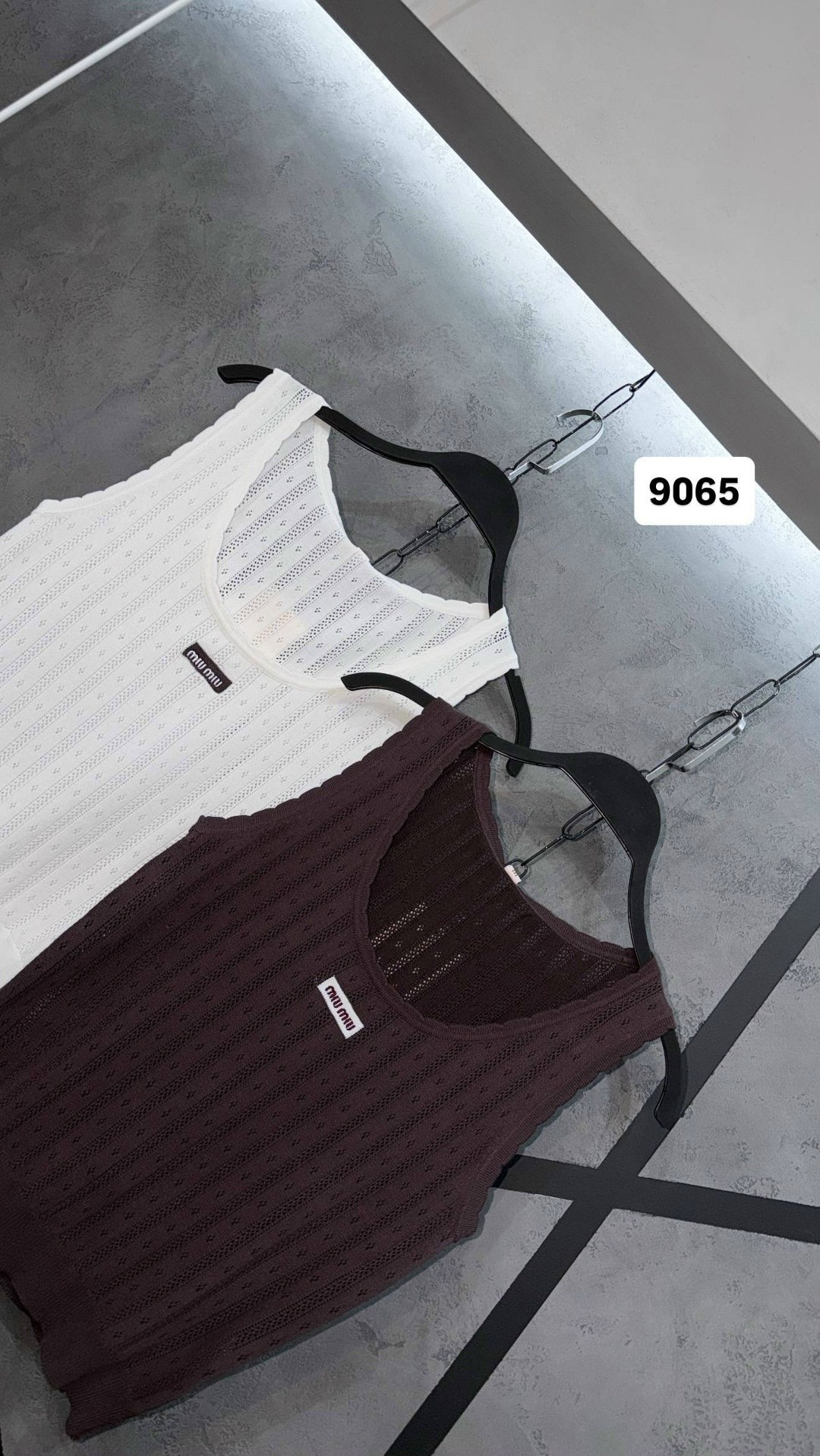 женский вязаный жилет,жилет вязаный,вязаные топы,брендовые вещи,стильная майка