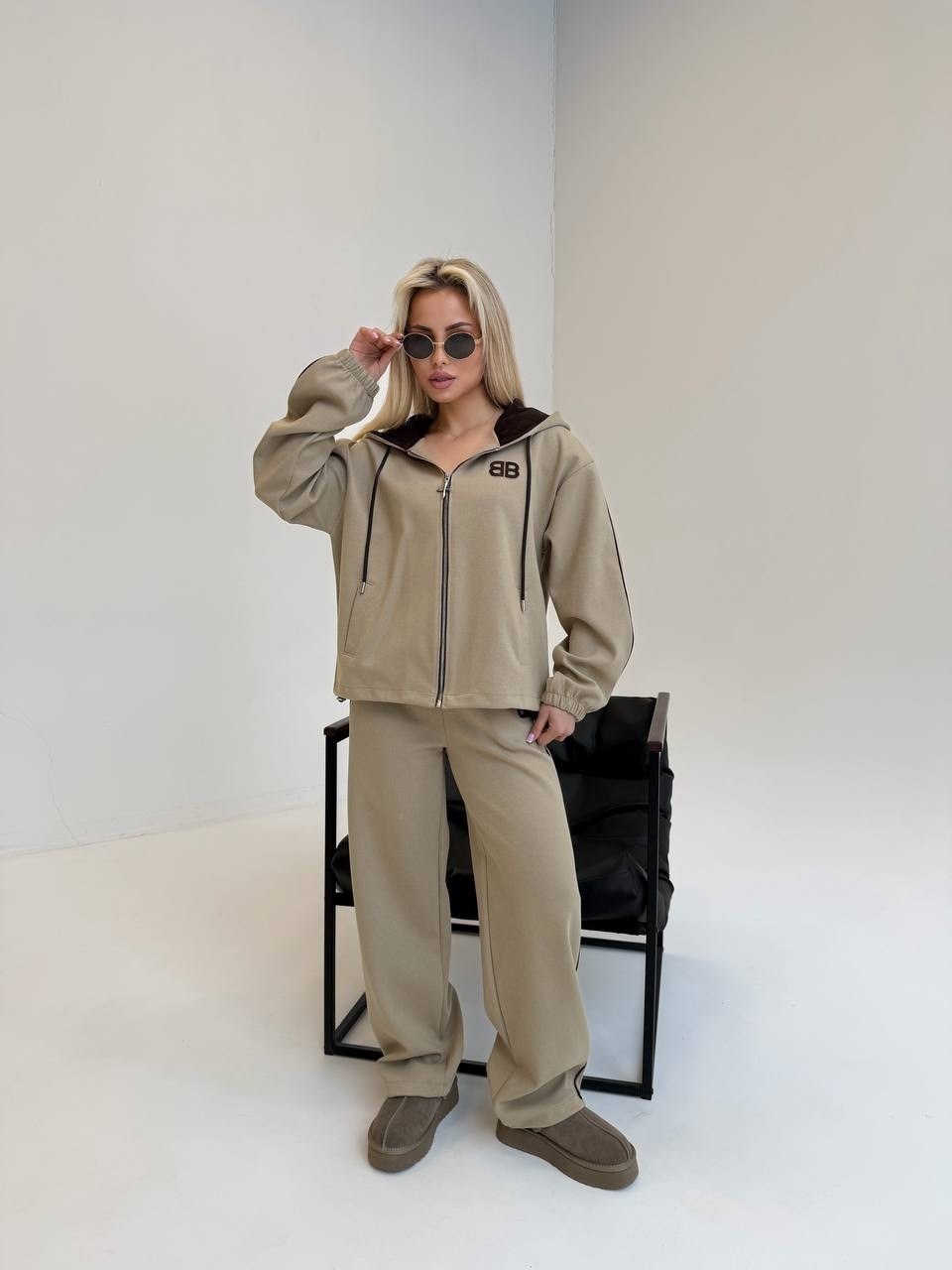костюм спортивный,женский спортивный костюм,спортивные костюмы оверсайз,спортивный костюм loro piana,cпортивный костюм женский теплый