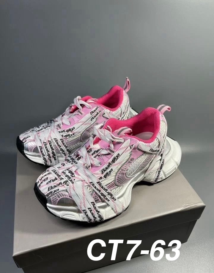 кроссовки женские balenciaga,кроссовки 3xl sneaker массивные на шнуровке balenciaga,новая коллекция баленсиага 2025 кроссовки,кроссовки balenciaga,кроссовки женские balenciaga 3xl sneaker premium