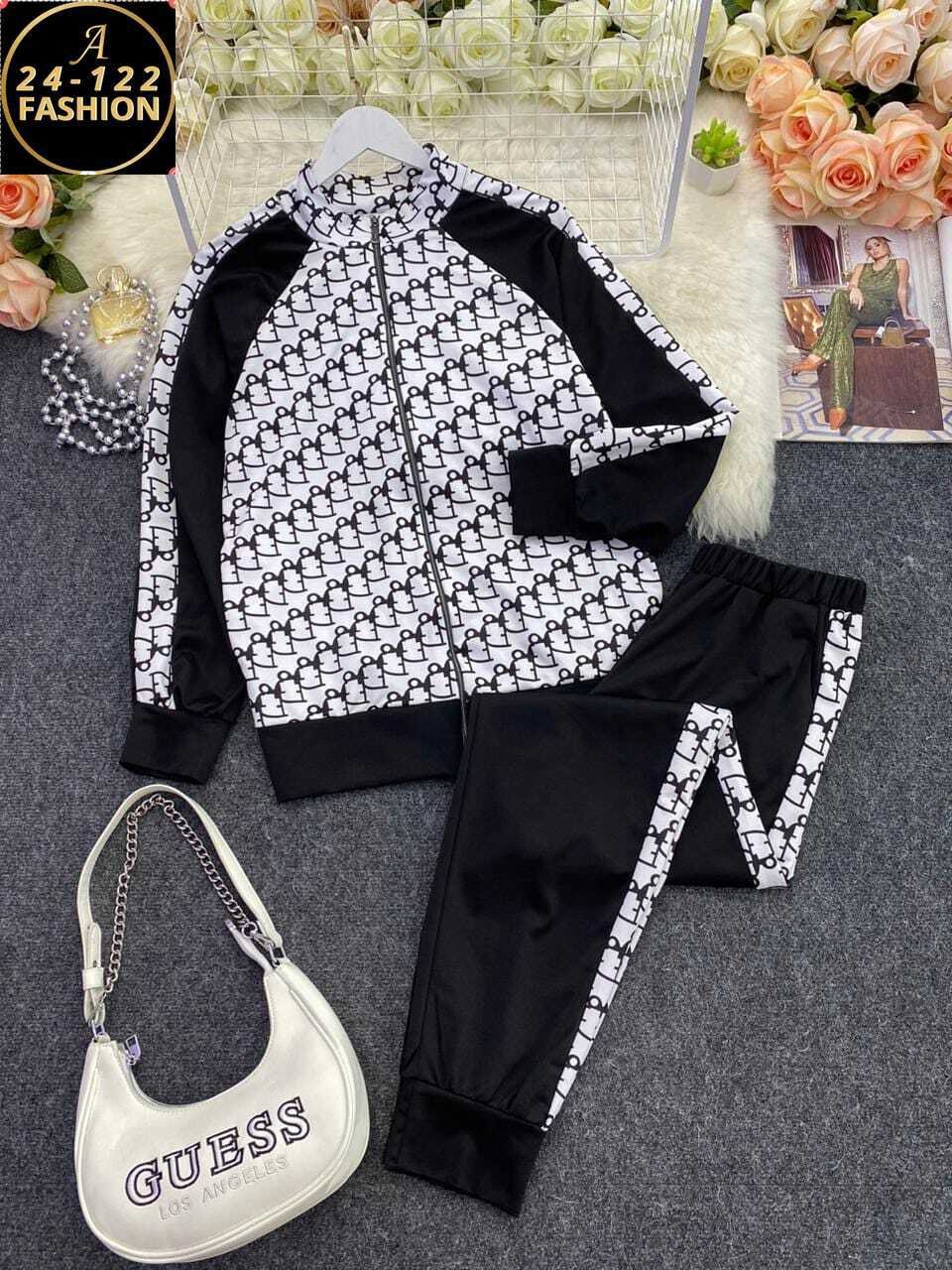 костюм двойка женская,спортивные костюмы женские,костюм диор женский спортивный оригинал,спортивный женский костюм двойка,трикотажные костюмы женские