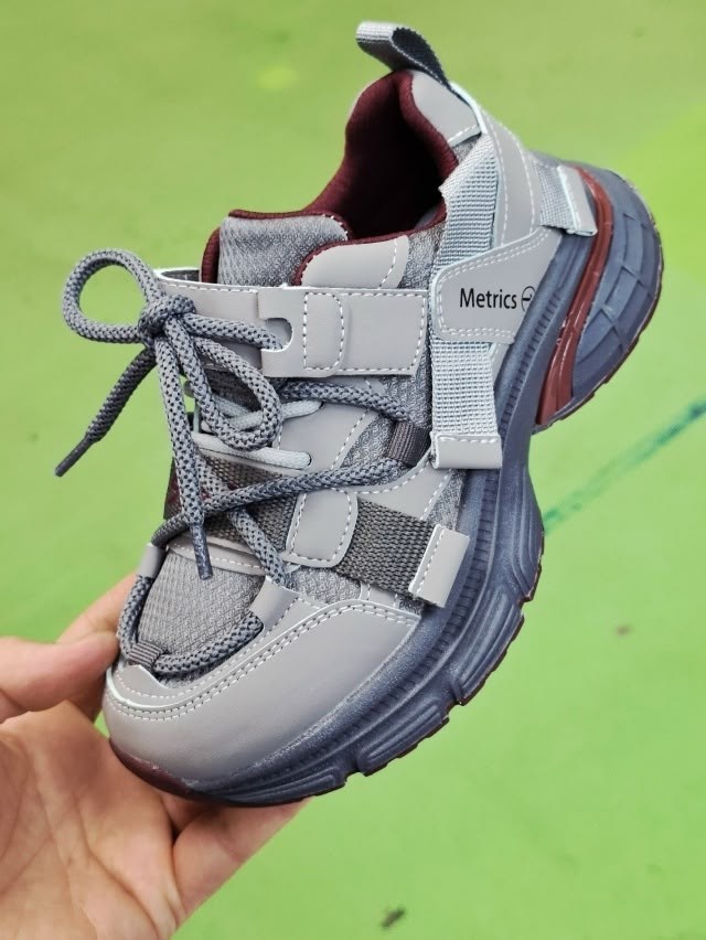 кроссовки,женские кроссовки,,повседневные кроссовки,кроссовки закрытые