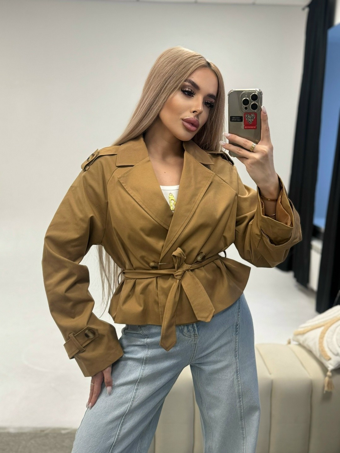 стильные костюмы,куртка модная,замшевая куртка,кожаная куртка,тренч с поясом