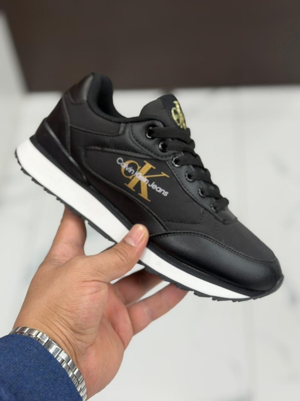 мужские кроссовки,кроссовка мужской,мужская  кроссовки,кроссовки,мужские кроссовки calvin klein