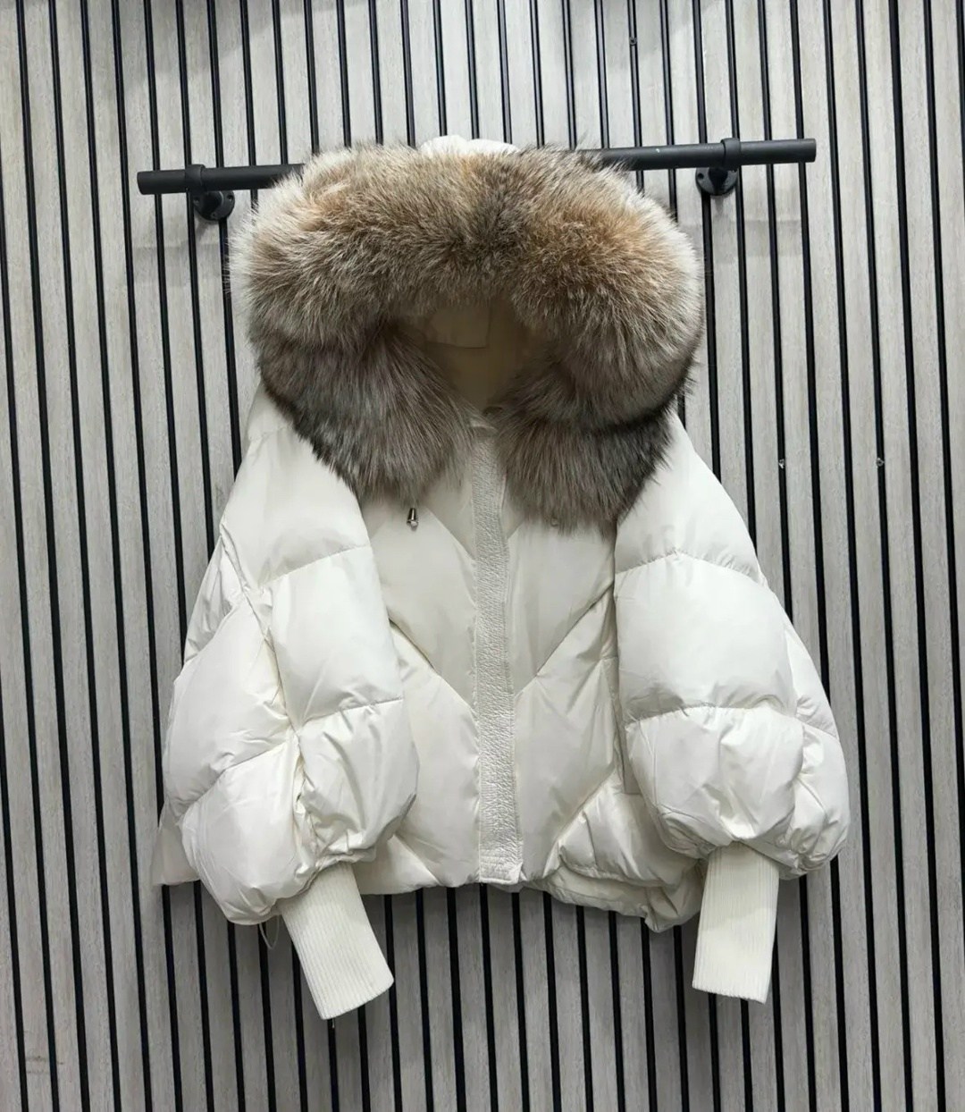 пуховик женский,куртка женская,куртка с мехом,короткий пуховик,женская зимняя куртка