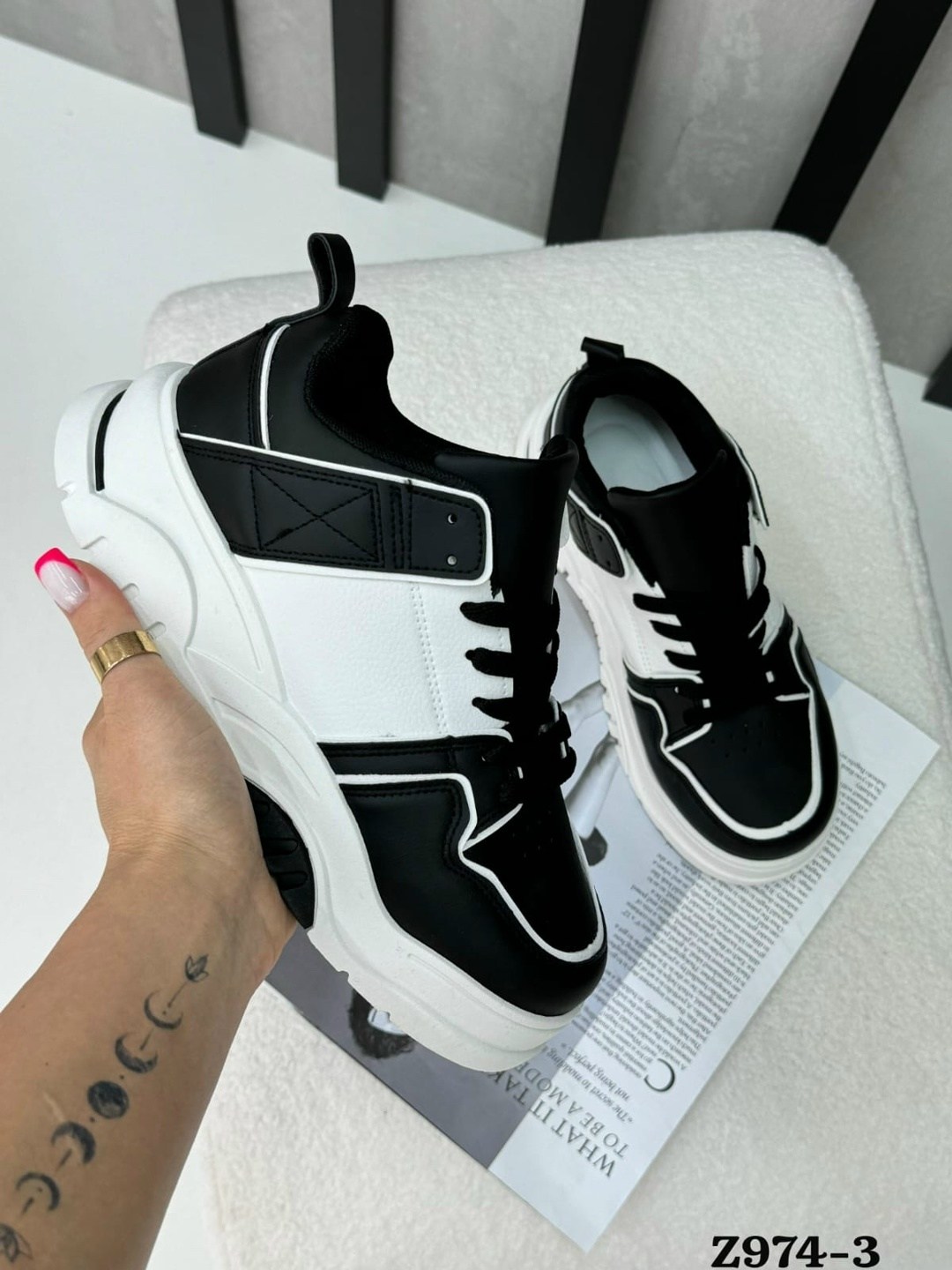 ,кроссовки женские,кроссовки модные,стильные кроссовки,кроссовки женские модные