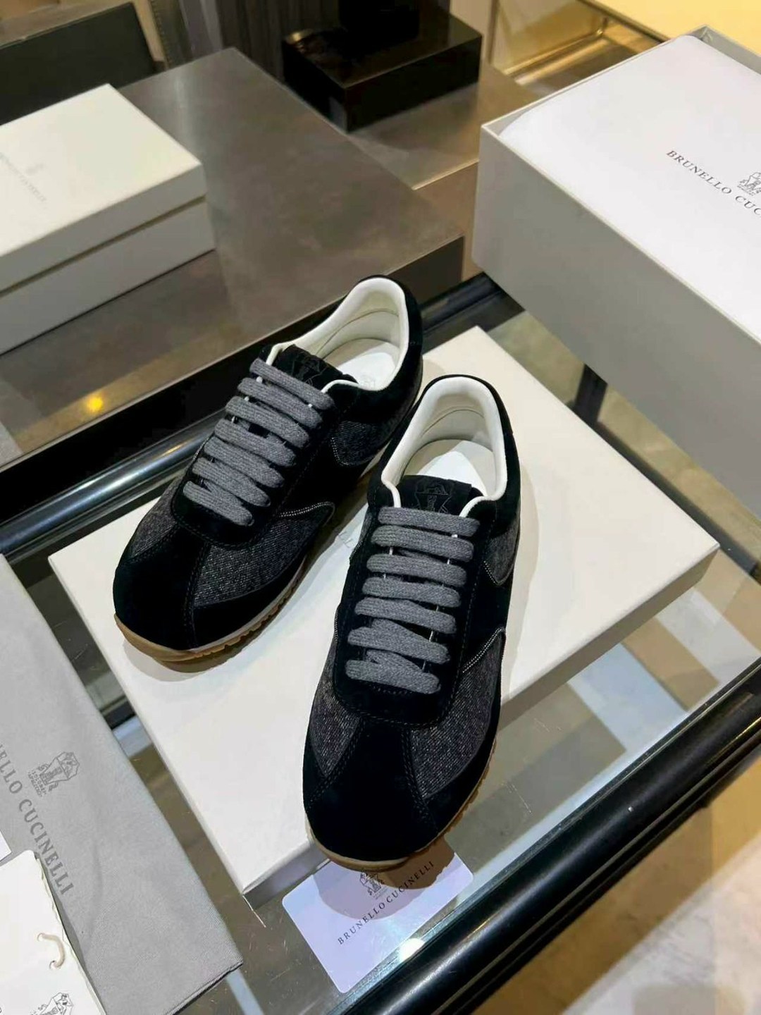 замшевые кроссовки brunello cucinelli,кроссовки мужские brunello cucinelli,кроссовки brunello cucinelli,замшевые кроссовки,