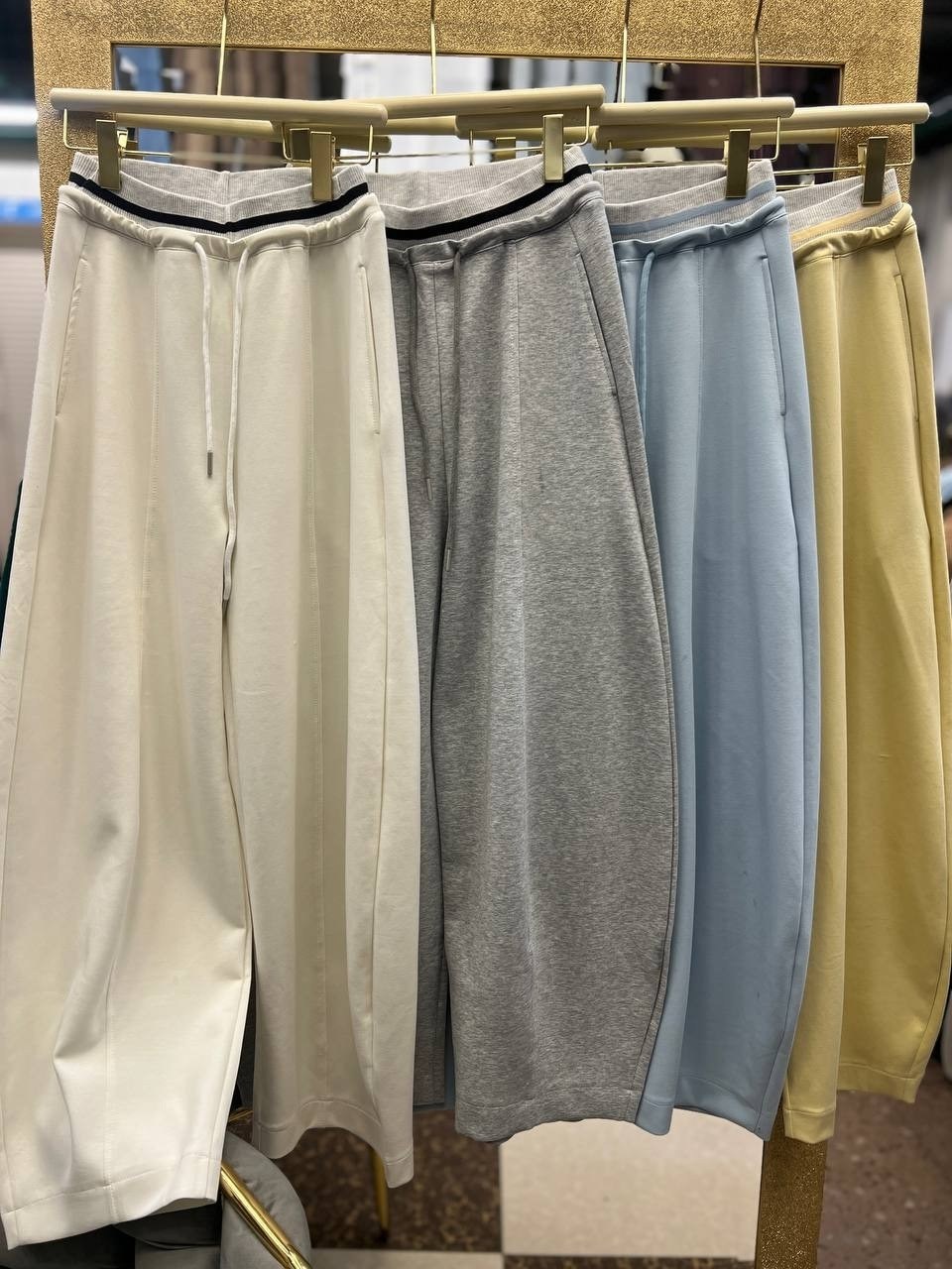 брюки спортивные,брюки спортивные широкие,трикотажные брюки,широкие брюки,спортивные брюки для женщин прямые свободные брюки с широкими штанина