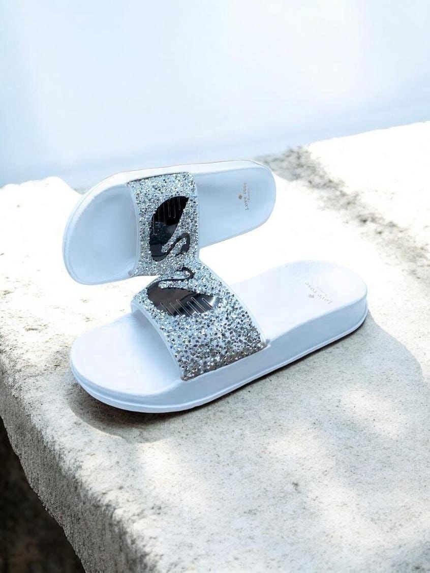 женские шлепанцы на платформе,шлепанцы женские,шлепанцы на платформе,шлепанцы с блестками,шлепанцы с камнями