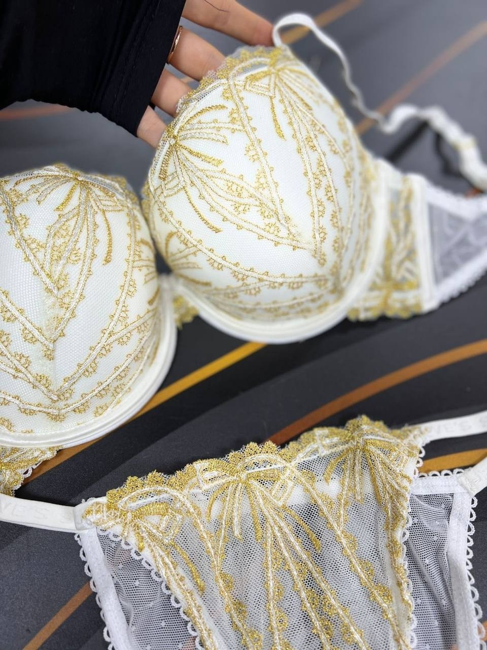 бюстгальтер,бюстгальтер комплект,бюстгальтер женские,нижнее белье бюстгальтер,комплект нижнего белья