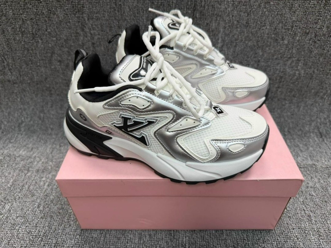 спортивная ,кроссовки женскиe,кроссовки,кроссовки balenciaga,кроссовка мужской