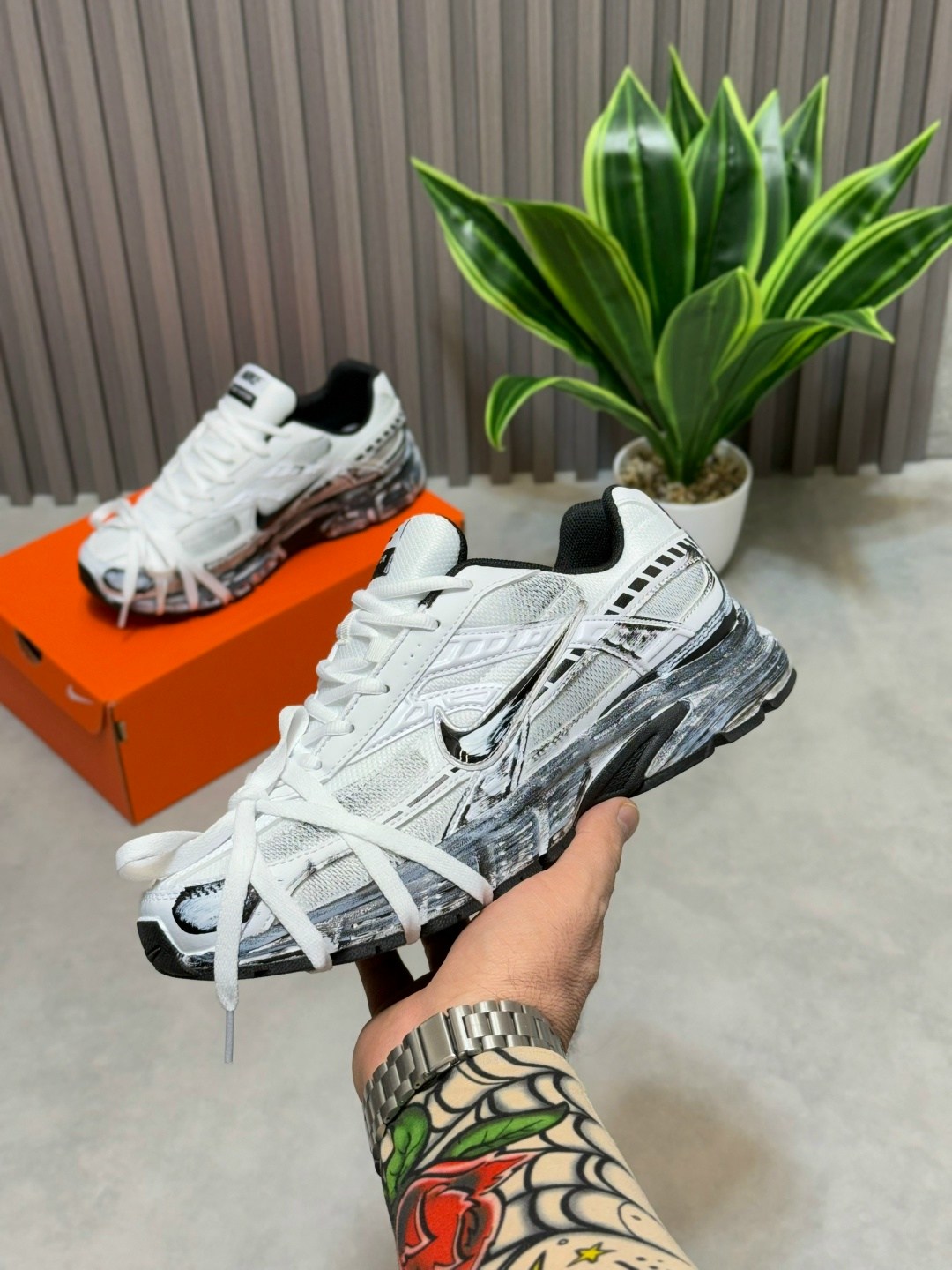 кроссовки для бега p-6000 с низким верхом черный серебряный nike,кроссовки для бега initiator мужские с низким верхом черные серебристые nike,кроссовки nike initiator,кроссовки,кроссовки nike