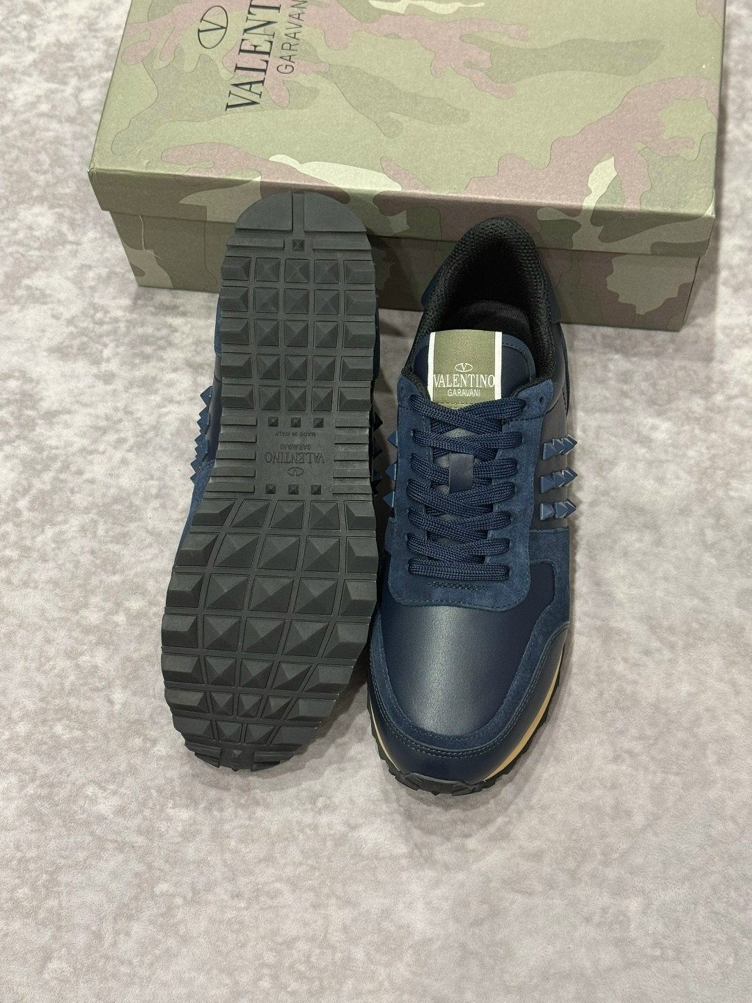 кроссовки валентино мужские оригинал,мужские кроссовки valentino,кроссовки valentino,кроссовки валентино мужские,