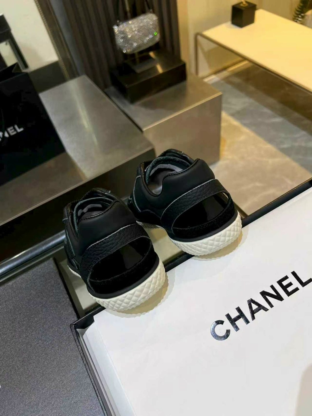 босоножки chanel,сандалии chanel,,chanel кроссовки,босоножки шанель