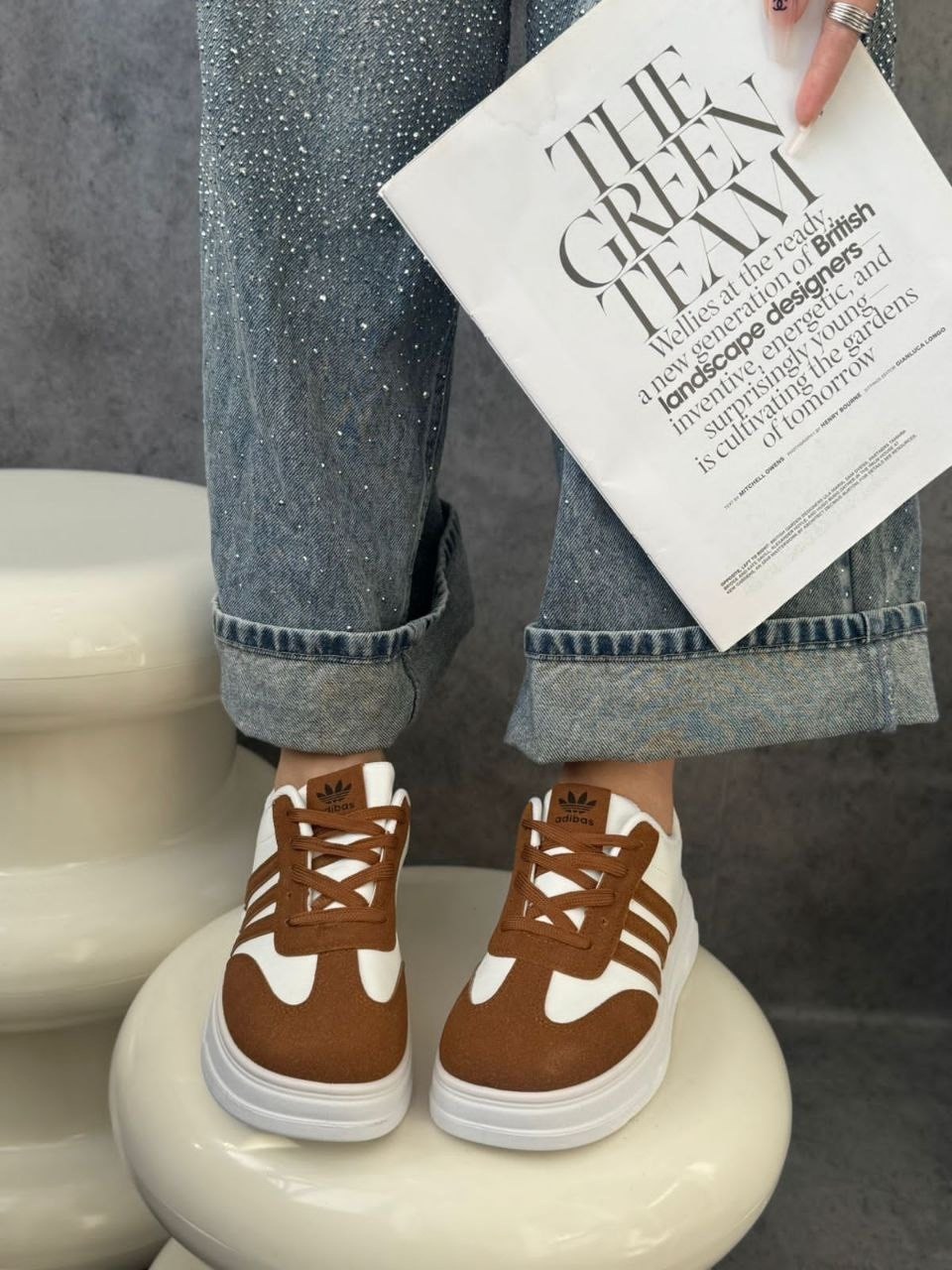 ,женские кроссовки,спортивная ,замшевые кроссовки,стильные кроссовки