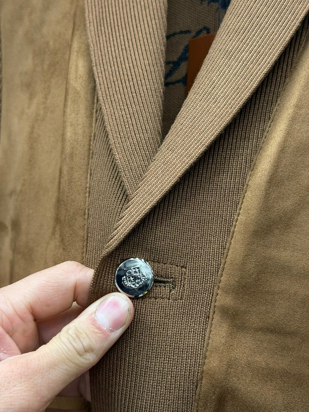 замшевая куртка,замшевая мужская куртка,кожаная куртка,пиджак,вельветовый пиджак