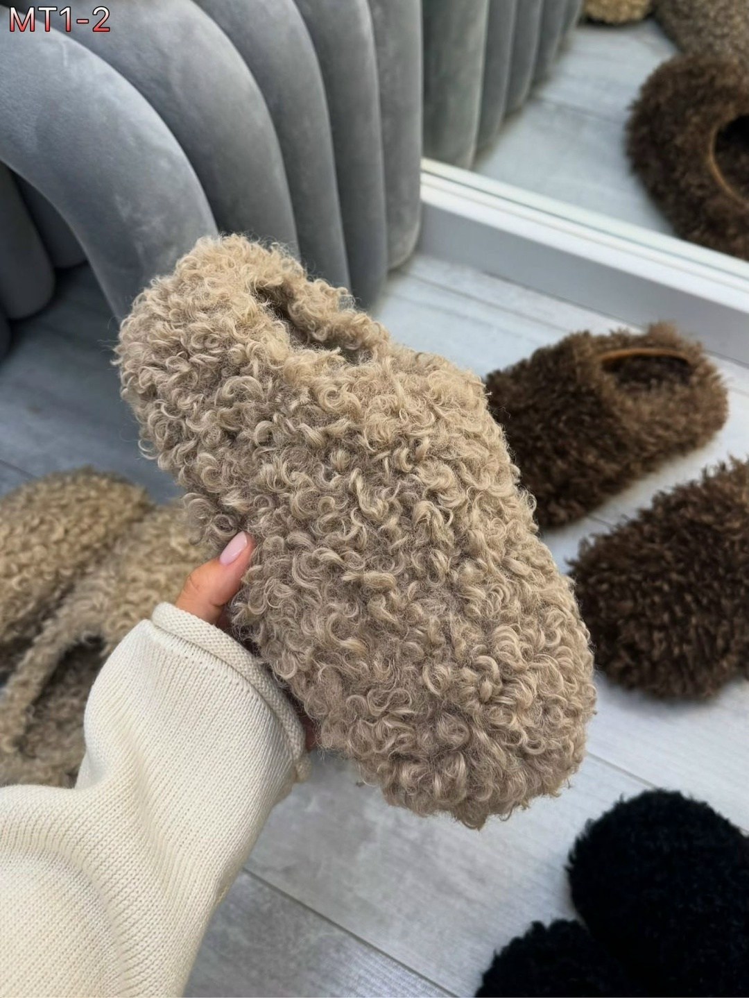 тапочки домашние женские,,шлепки с мехом для улицы,меховые шлепки,женские тапочки