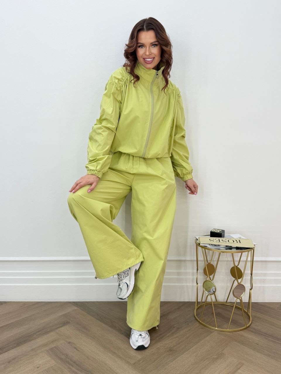 спортивный костюм пальмира плащевка женский,женские спортивные костюмы,спортивные костюм,спортивный костюм для женщин,спортивный костюм ткань плащевка
