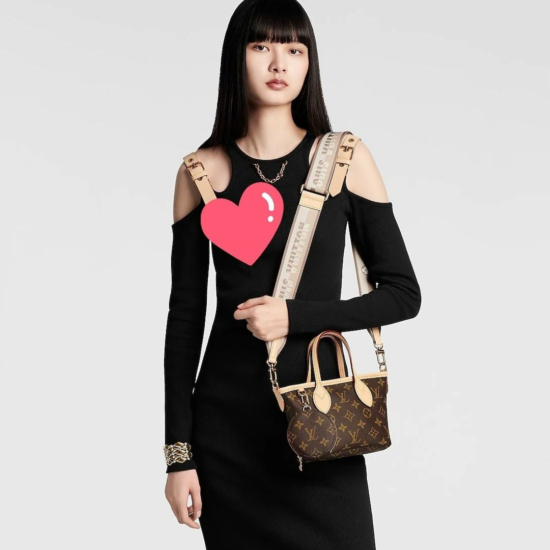 louis vuitton сумка на плечо,louis vuitton сумка,сумка louis vuitton джинсовая,сумка женская louis vuitton,сумка на плечо louis vuitton lv