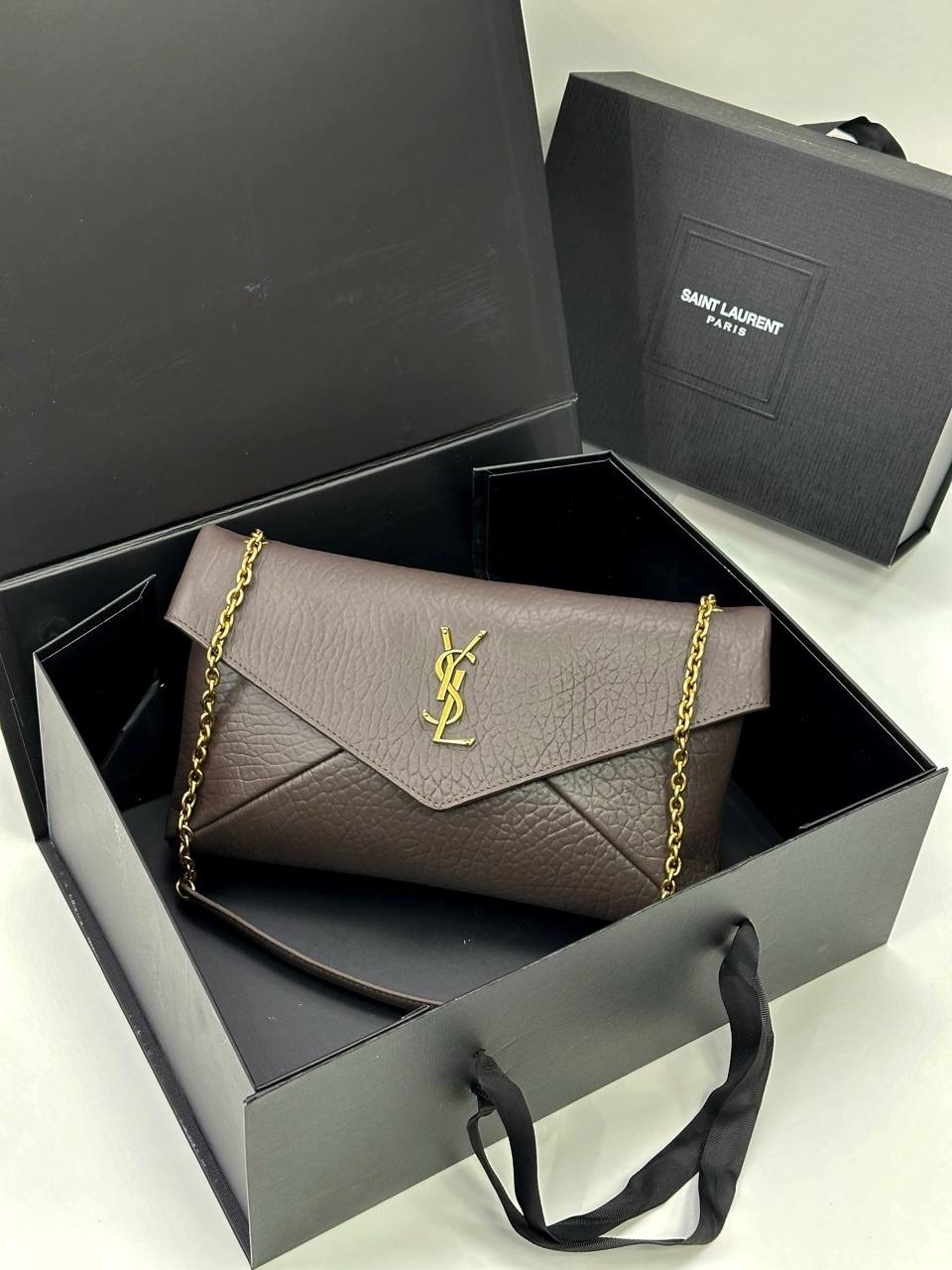 yves saint laurent сумка,клатч saint laurent,женский графитовый клатч на цепочке saint laurent,графитовый клатч cassandre saint laurent matelasse,клатч