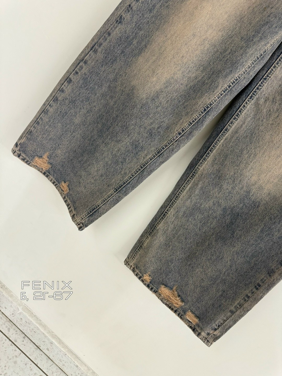 miu miu джинсы,джинсы,женские джинсы,джинсы стильные,широкие джинсы